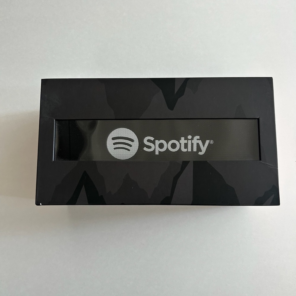 Spotify Branded High Sierra wireless Bluetooth Speaker